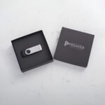 Hanger Boxes: The Ultimate Resource on Hanging Packaging for Retail & E-Commerce.