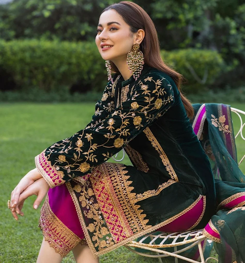 Luxe Pakistani Suits Online